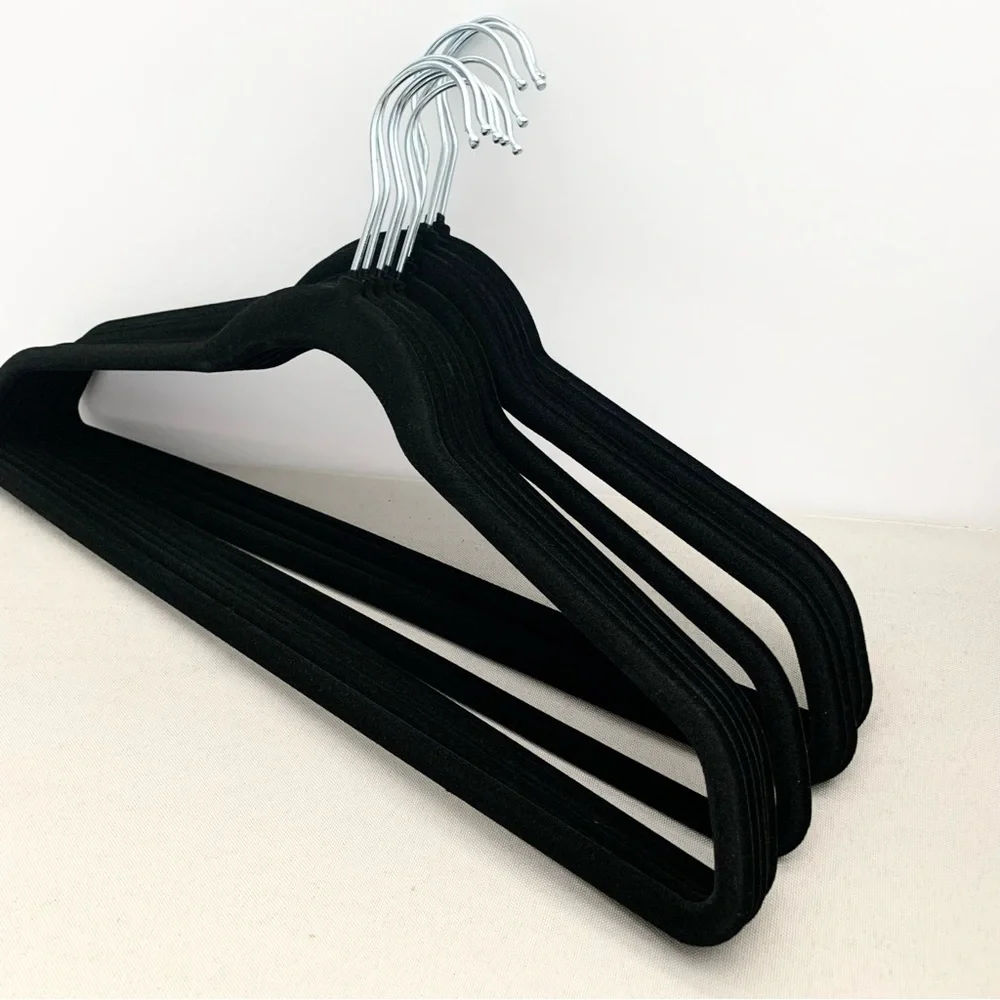 NWOT velvet hangers